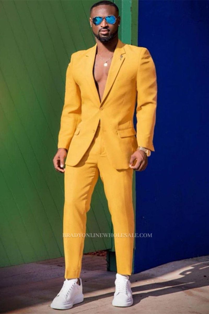 Kendrick Mens Yellow Notched Lapel Fashion Prom Costume