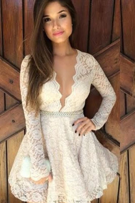 Simple Deep V-Neck Lace Cocktail Dresses Long Sleeve Short Homecoming Dresses With Beadings