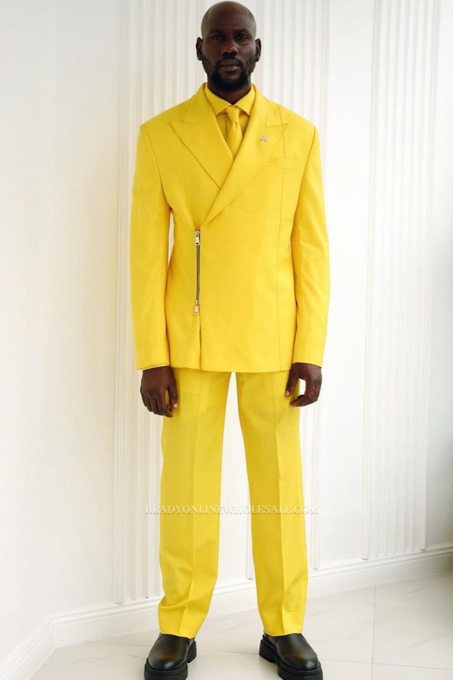 Abbott Daffodil Peaked Lapel Prom Suits With Zipper