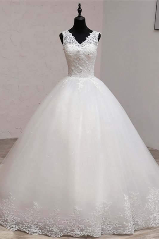 Bradyonlinewholesale Ball Gown V-Neck White Tulle Wedding Dresses Sleeveless Lace Appliques Bridal Gowns with Beadings