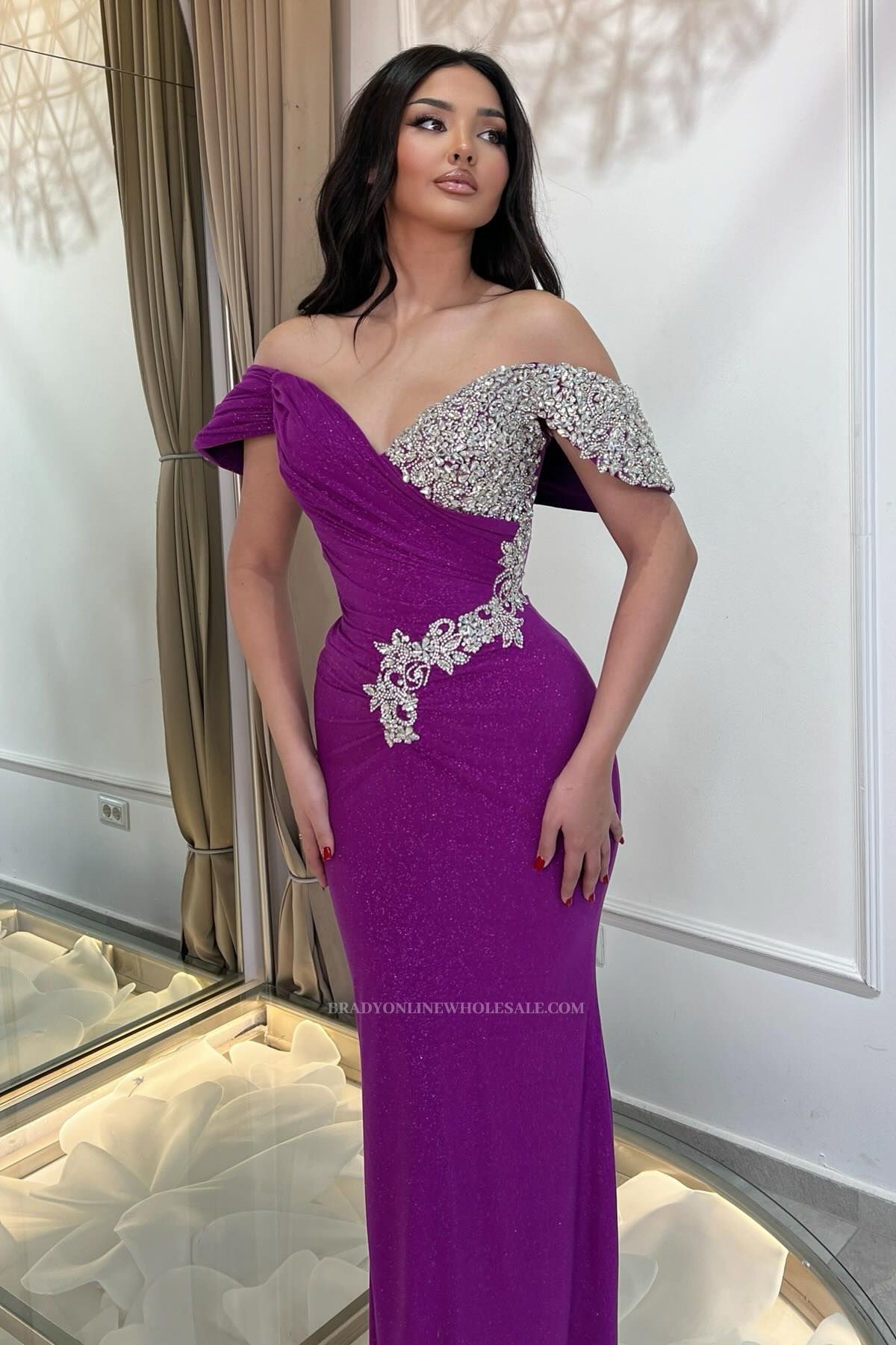 Off-the-shoulder V-neck Crystal Detailing Mermaid Prom Dresses