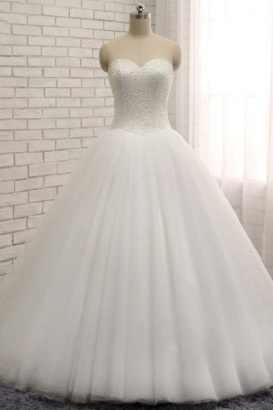 Bradyonlinewholesale Chic Sweetheart Pearls White Wedding Dresses A-line Tulle Ruffles Bridal Gowns Online