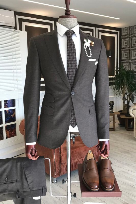Michael's latest dark brown pointed lapels slim fit men's business suit