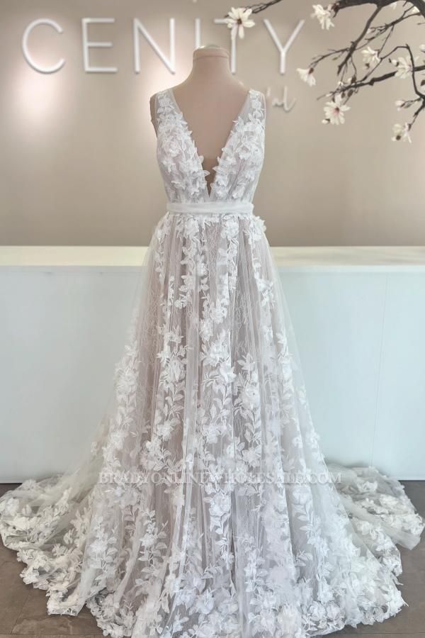 Designer Wedding Dresses V Neck Bridal Gown A Line Lace