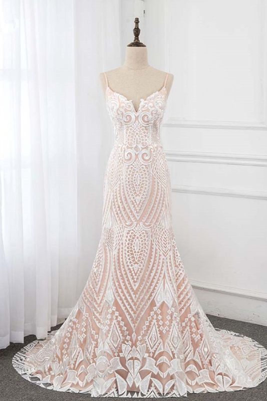 Bradyonlinewholesale Sexy Spaghetti Straps Appliques Ivory Wedding Dresses V-Neck Sleeveless Bridal Gowns
