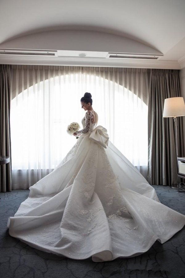 Gorgeous Mermaid Lace Wedding Dress with Bowknot and Detachable Overskirt