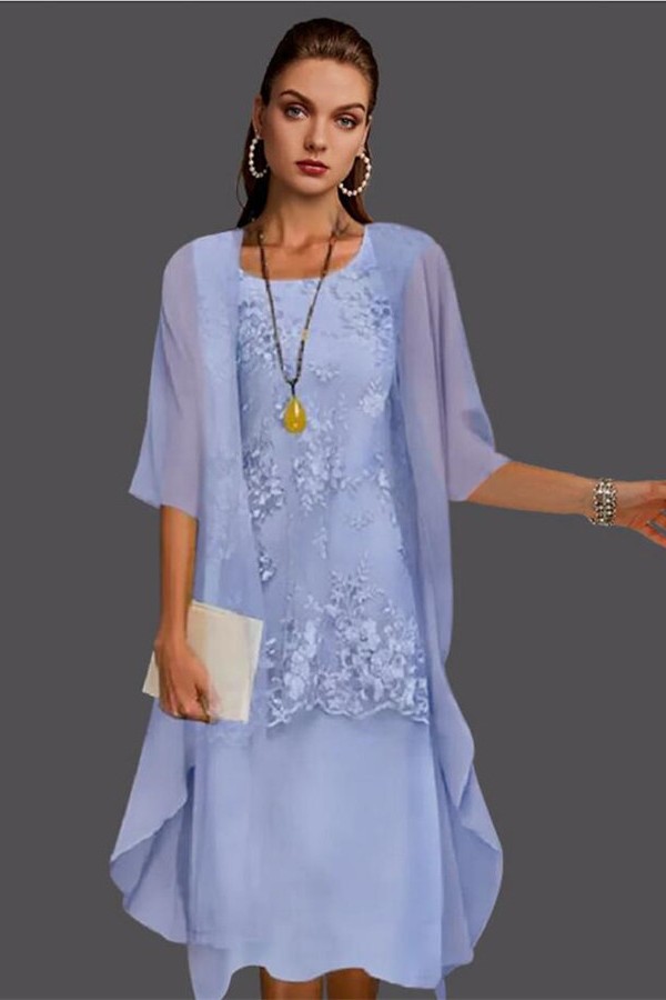 Short Lavender Bridesmaid Dress with Lace
