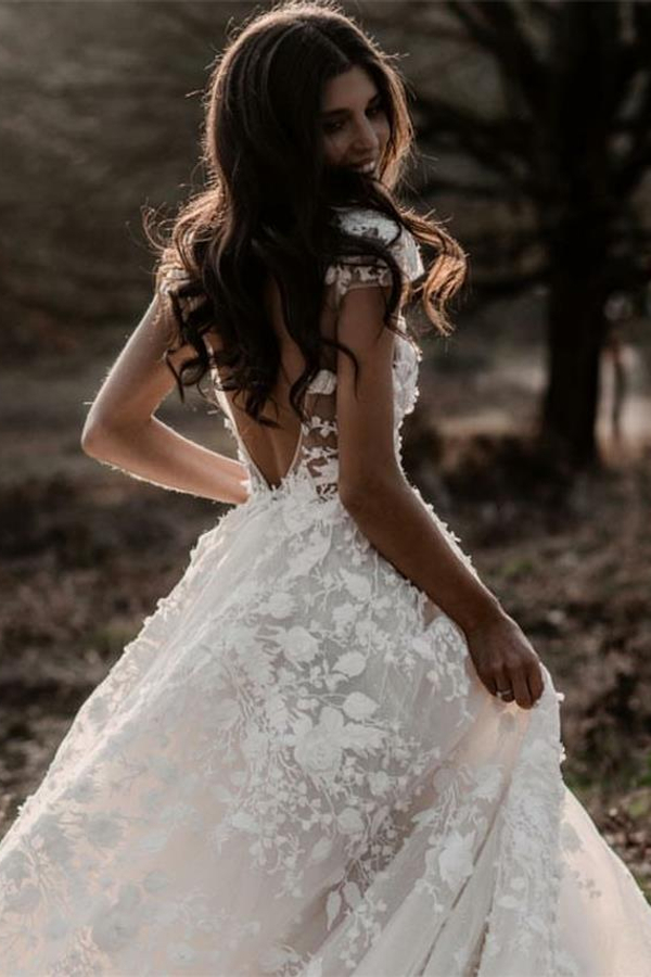 Romantic Ivory Lace Floor-Length A-Line Puffy Princess Dress