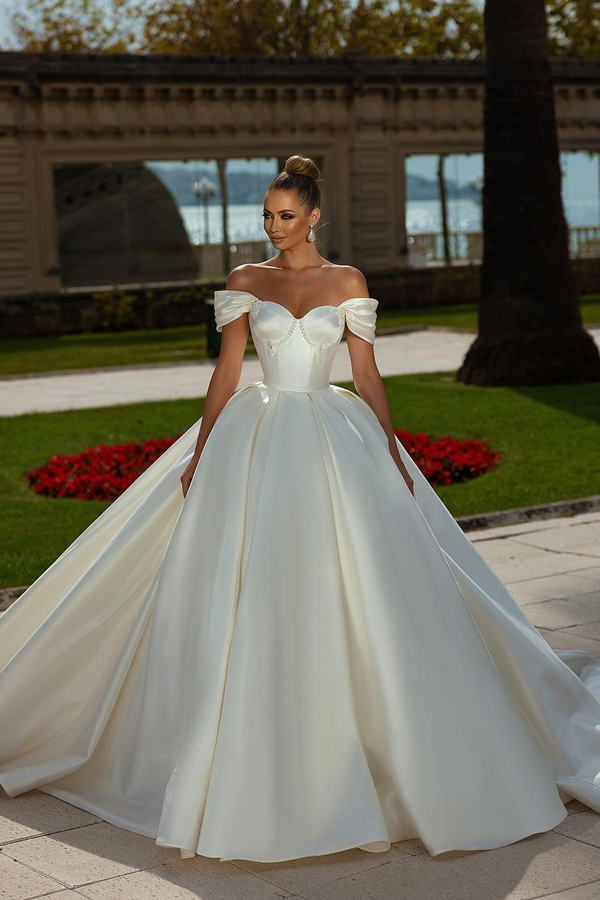 Off-Shoulder Sweetheart Satin Garden Bridal Dress
