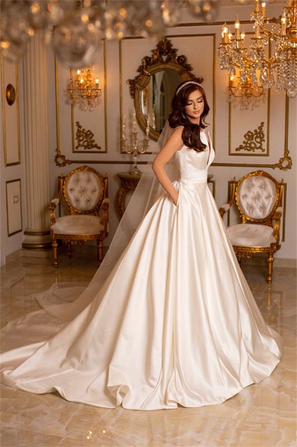 Cream A-Line Sleeveless Minimalist Satin Wedding Dress | Cheap wedding dress