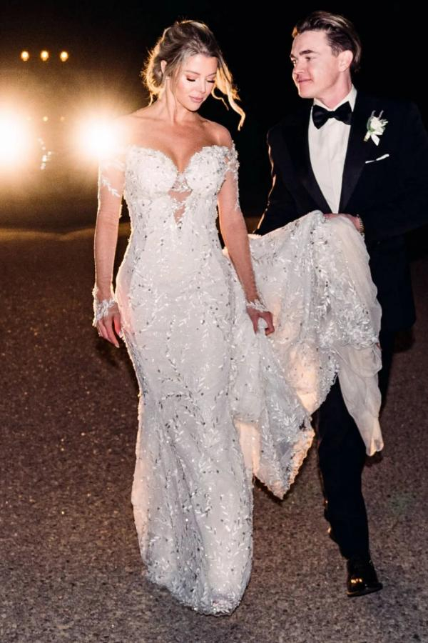 Vintage Lace Long Sleeve Mermaid Wedding Dress