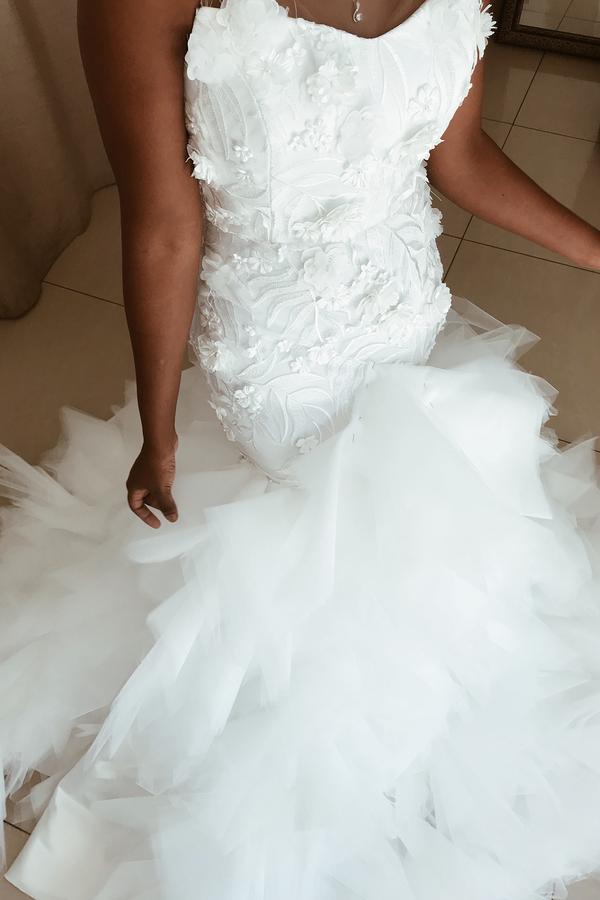 Mermaid Floral Appliques Ruffled Wedding Dress with Sheer Tulle
