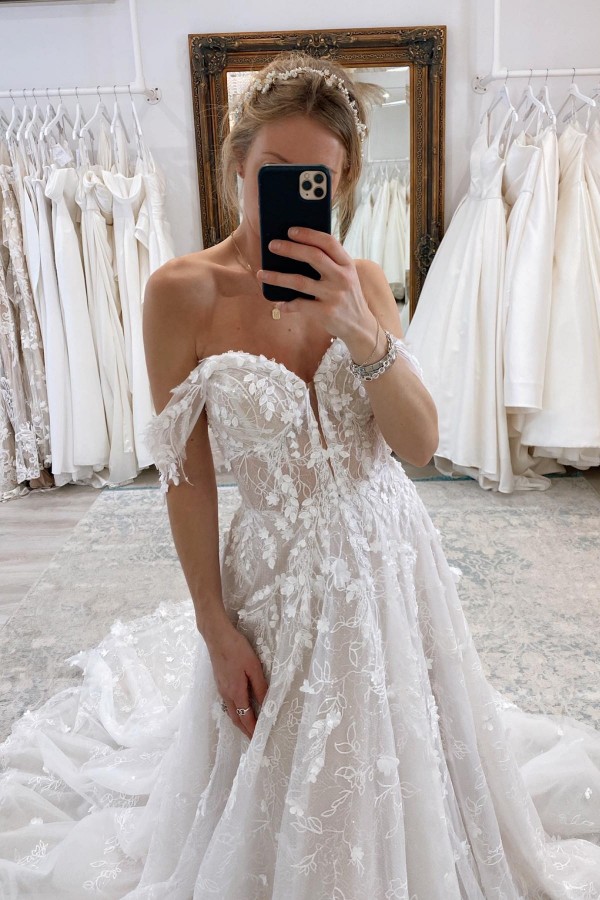 Luxury Wedding Dresses A Line Lace | Wedding dresses with a train