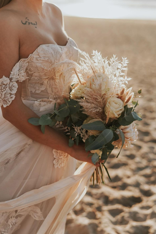 Off-Shoulder Simple Beach Tulle Lace Erin Wedding Dress
