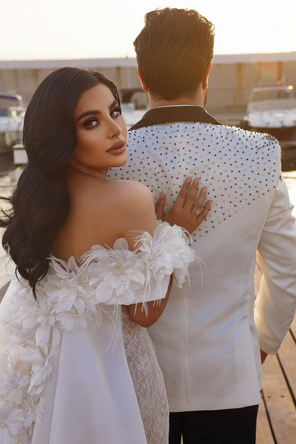 Stunning Off-Shoulder Mermaid Wedding Dress with Cape