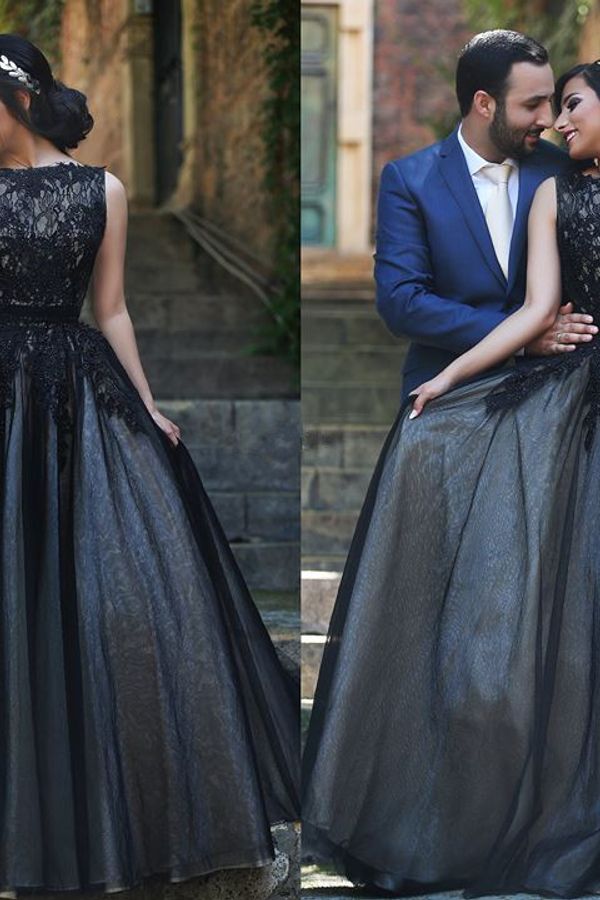 Popular A-Line Black Lace Long Prom Dress for Formal Occasions