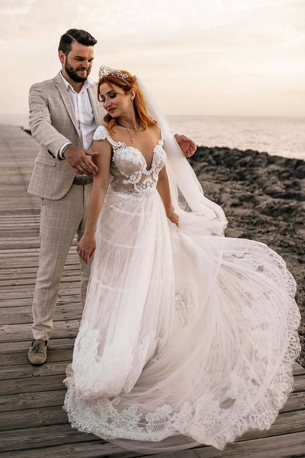 Fashionable A-Line Lace V-Neck Long Wedding Dress