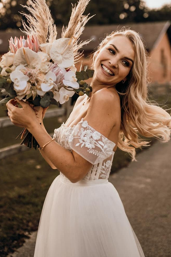 Designer A-Line Off-Shoulder Lace-Tulle Wedding Dress