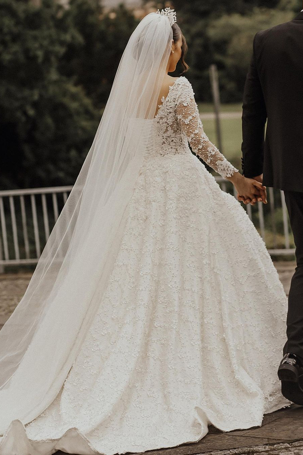 Gorgeous White A-Line Long Sleeve 3D Floral Lace Wedding Dress