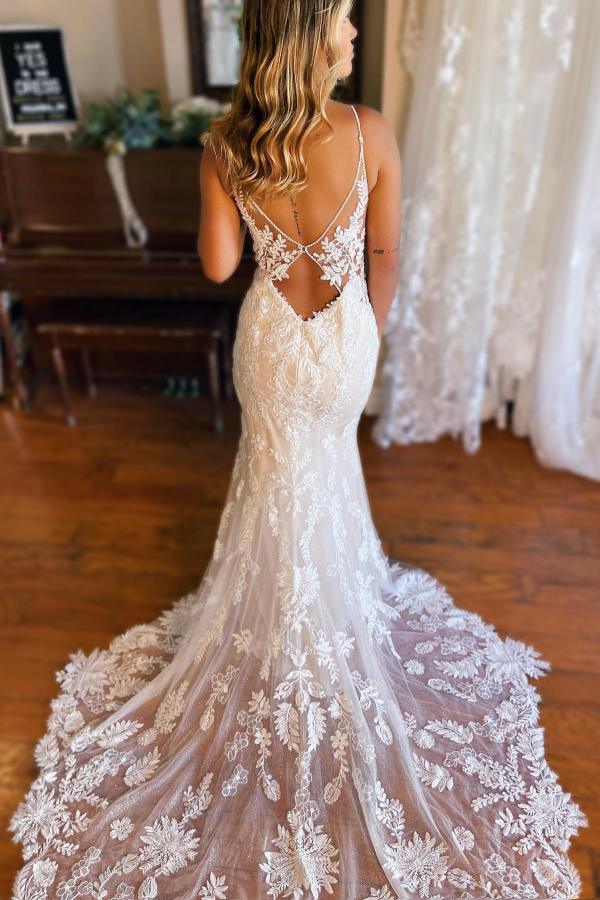 Elegant Sleeveless Floral Mermaid Bridal Gown V-neck Wedding Dress