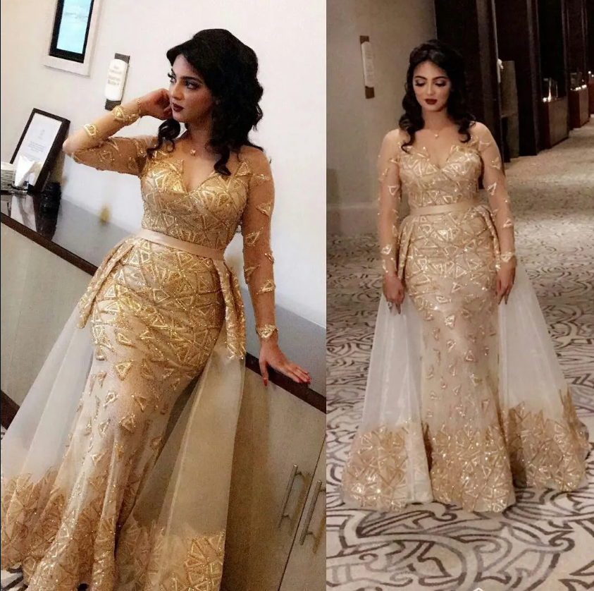 Long Sleeve Floor-Length Prom Dress with Applique