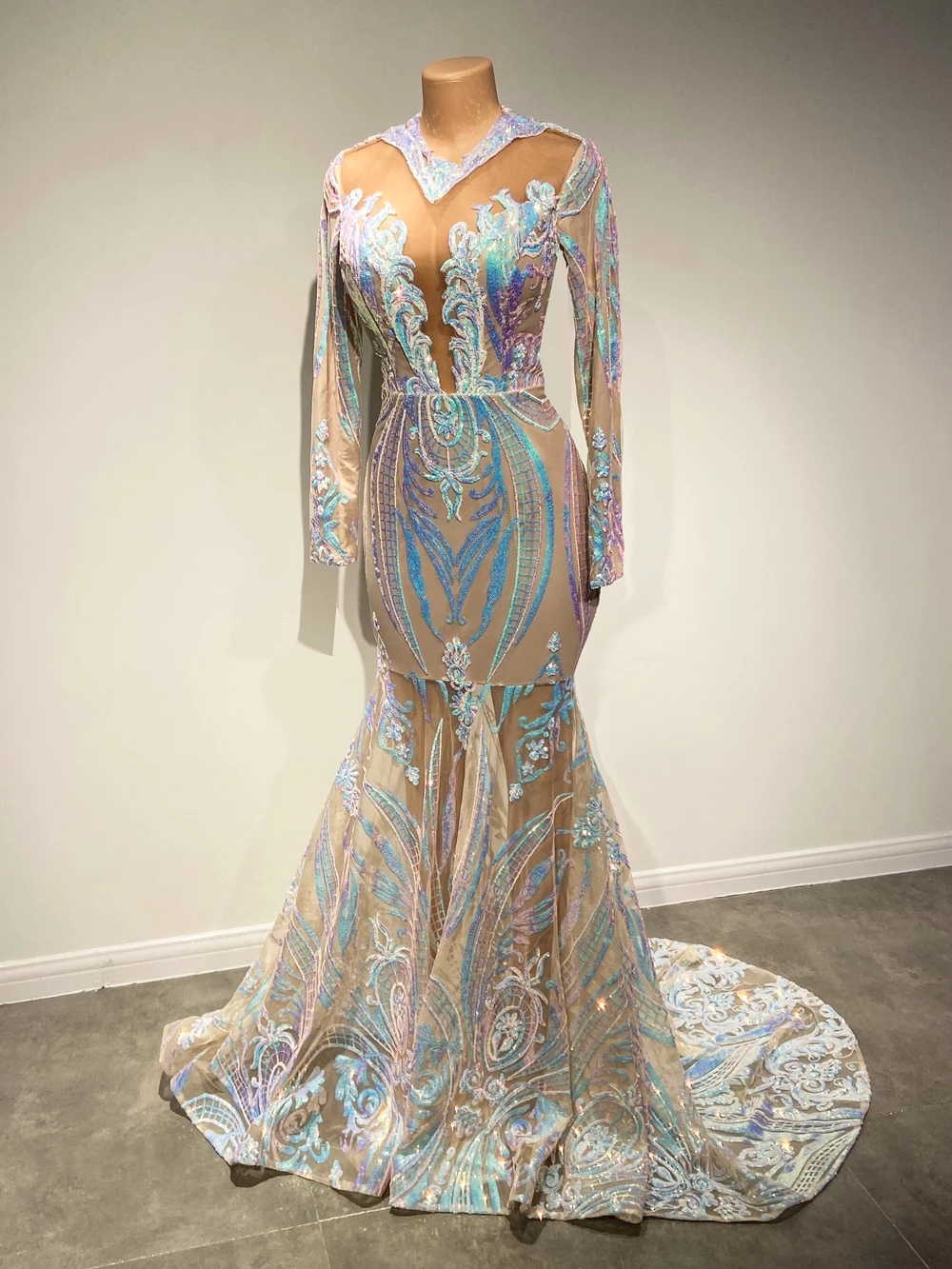 Sparkle Sequined White Long Sleeves Mermaid Prom Dress