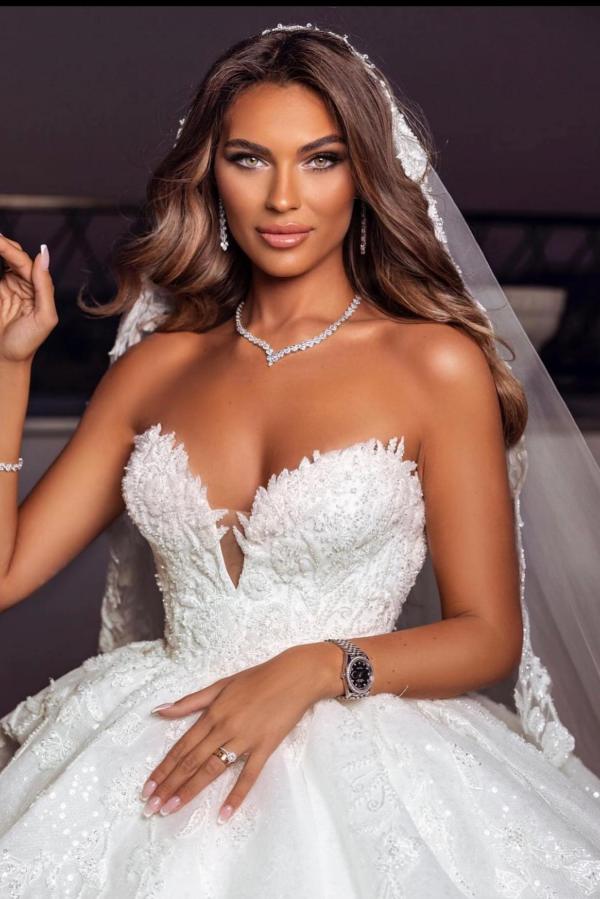 Gorgeous Sweetheart White Bridal Gown Sleeveless Floral Lace Wedding Dress