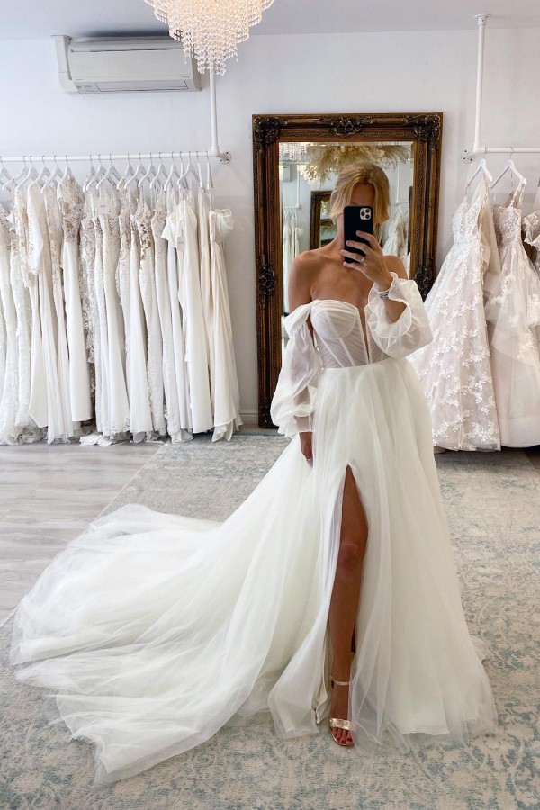 Vintage Wedding Dresses with Sleeves | Wedding dresses A line