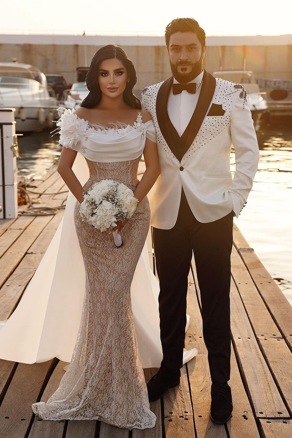 Stunning Off-Shoulder Mermaid Wedding Dress with Cape