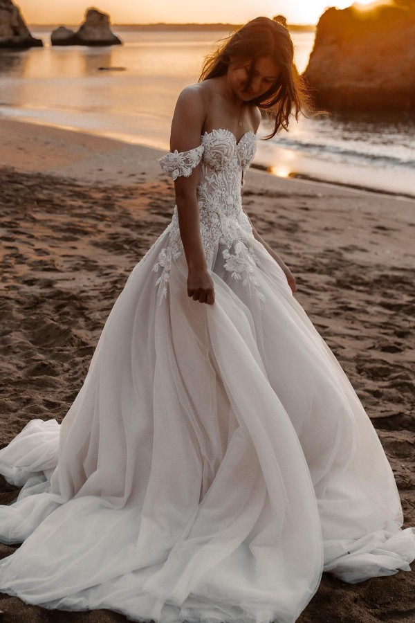 Boho A-Line Heart-Neck Floor-Length Wedding Dress