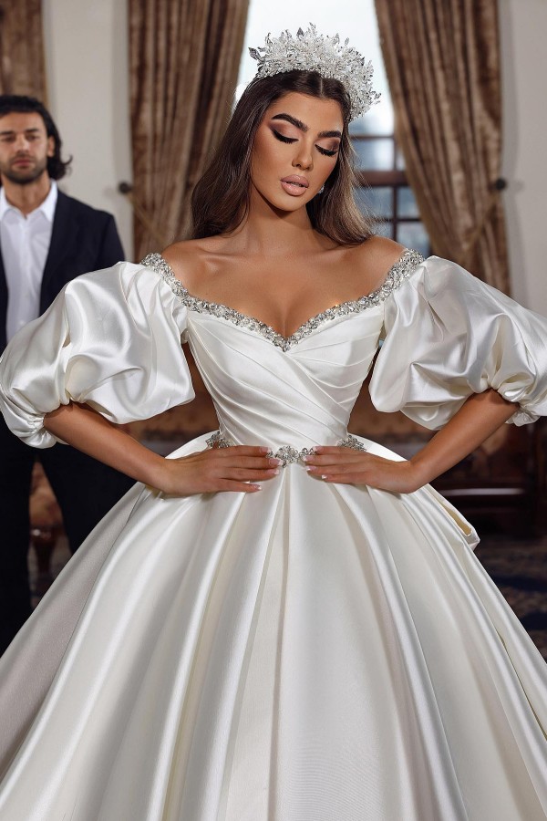 Beautiful wedding dresses with sleeves | Satin Wedding Dresses Princess