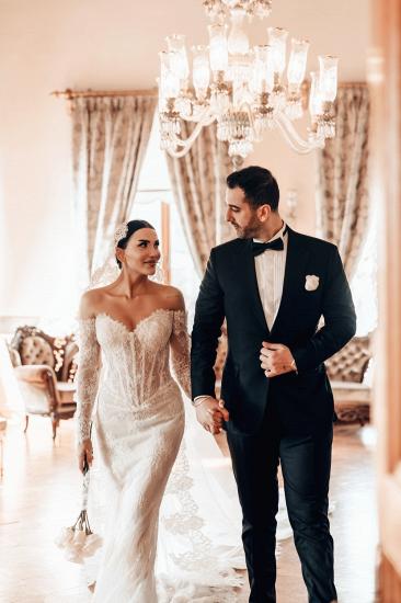 Off-the-Shoulder Appliques Lace Mermaid Wedding Dresses Long Sleeve_9