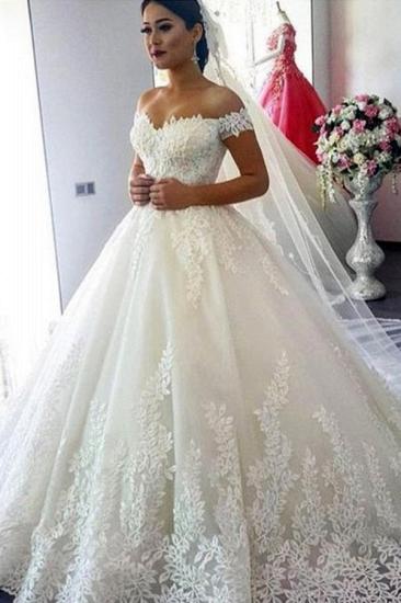 Chic Off The Shoulder Ball Gown Wedding Dresses | Lace Appliques Sweetheart Bridal Gowns_1