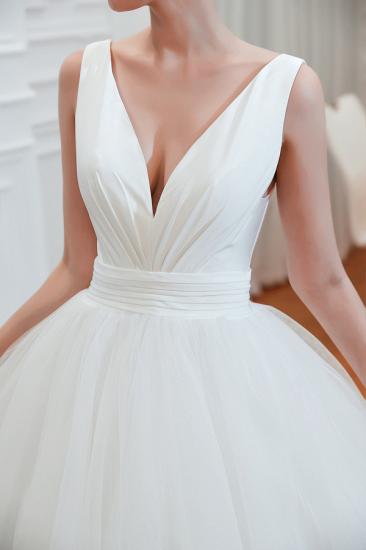 Sexy V-neck sleeveless White Princess Spring Wedding Dress | Elegant Low Back Bridal Gowns with Belt_3