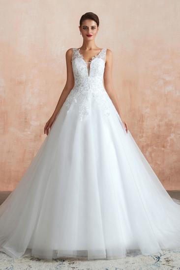 Fantastic Tulle Appliques Sleeveless White Wedding Dress_1