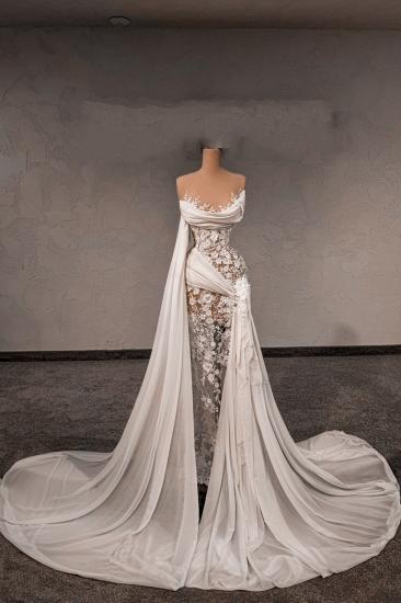 Beautiful Strapless Appliques Lace Mermaid Wedding Dresses with Train_1