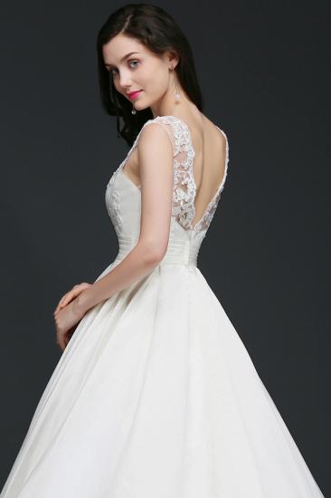 A-line Jewel Delicate Wedding Dress With Lace_4