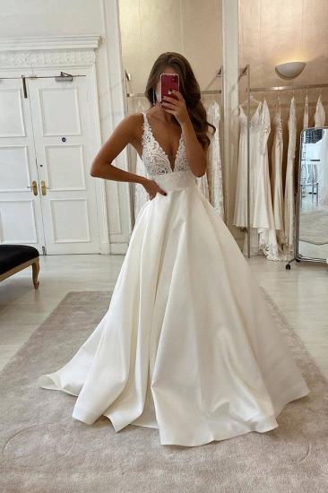 Elegant V-neck Spaghetti Sleeveless Lace A-line Bridal Gowns Floor Length Wedding Dress_1