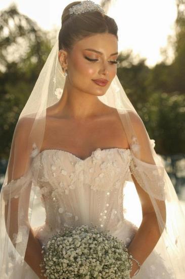 Extravagant Wedding Dresses A Line Lace Wedding Dresses Bridal Fashion Online_4