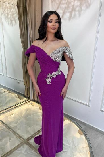 Off-the-shoulder V-neck Crystal Detailing Mermaid Prom Dresses_6