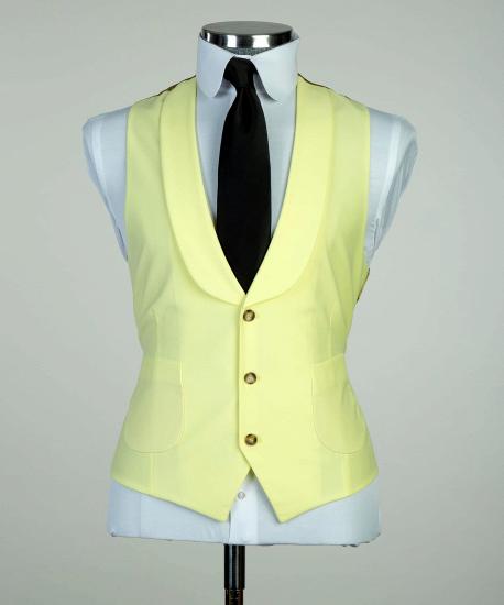 Light yellow pointed collar three-piece men's business suit_2