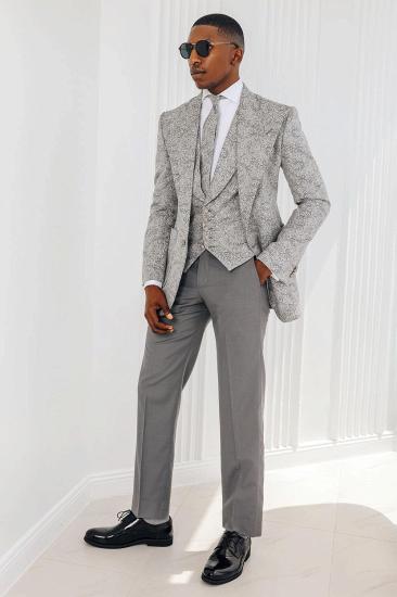 Abraham Gray Jacquard Peaked Lapel Three Pieces Prom Suits_1