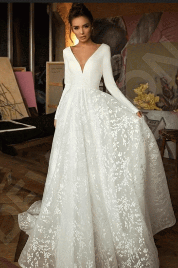 Elegant Lace Bridal A-line V-Neck Long Sleeves Wedding Dresses